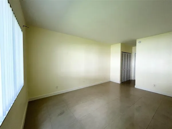 $178,000 | 251 Southeast 6th Avenue, Unit 4, Pompano Beach, FL 33060