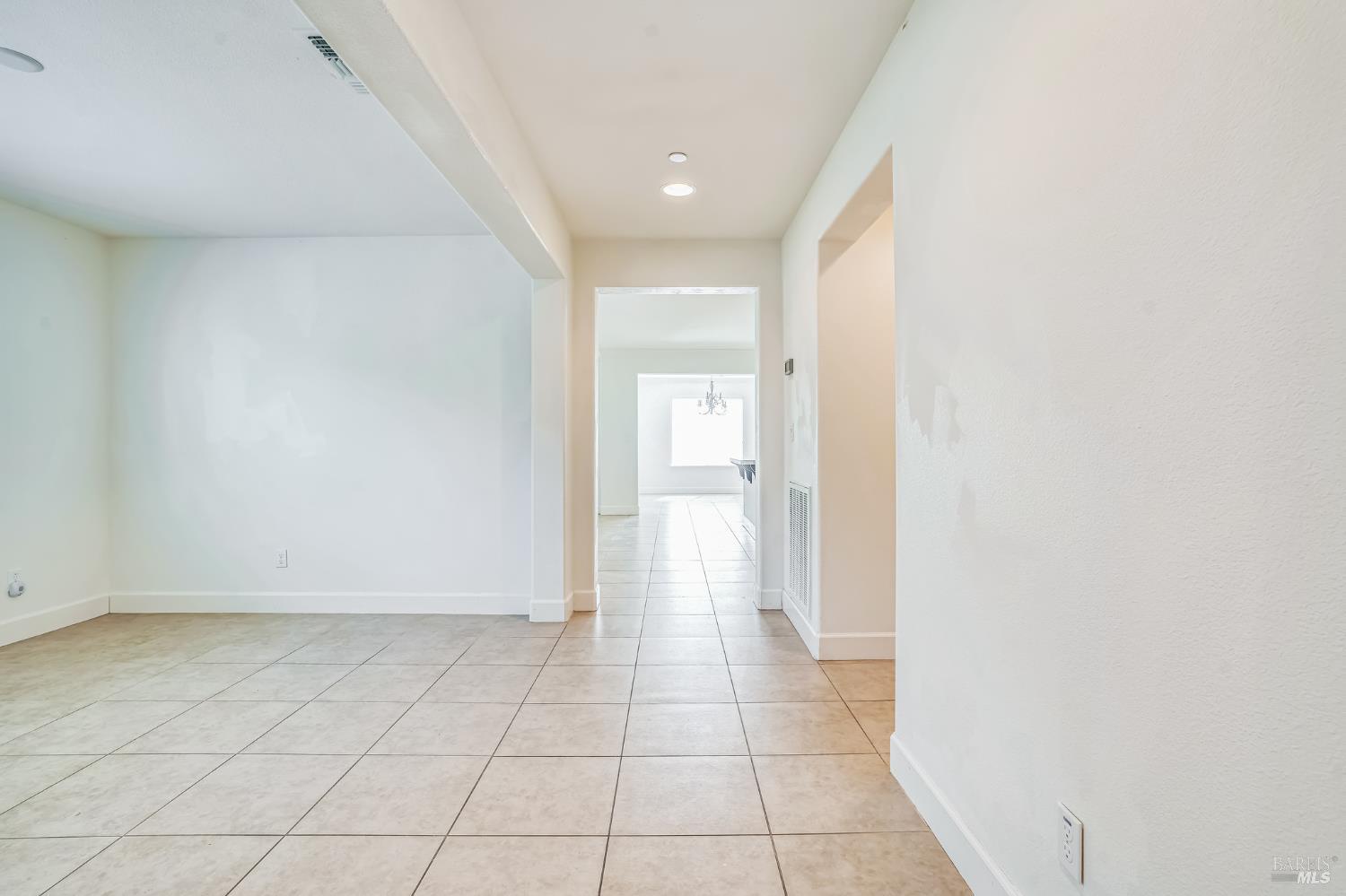 305 Birch Ridge Drive Rio Vista, CA 94571 - Photo 21 of 30 a view of an empty room