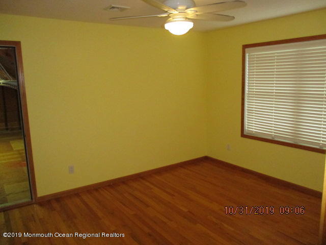 15 Allard Road Bayville, NJ 08721 - Photo 16 of 17 BEDROOM
