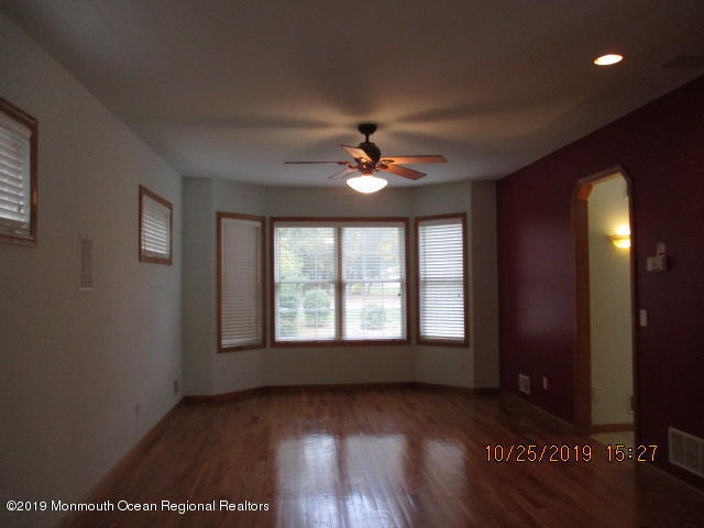 15 Allard Road Bayville, NJ 08721 - Photo 10 of 17 GREAT ROOM