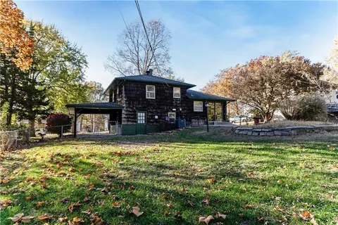 $230,000 | 7525 North Virginia Avenue, Gladstone, MO 64118