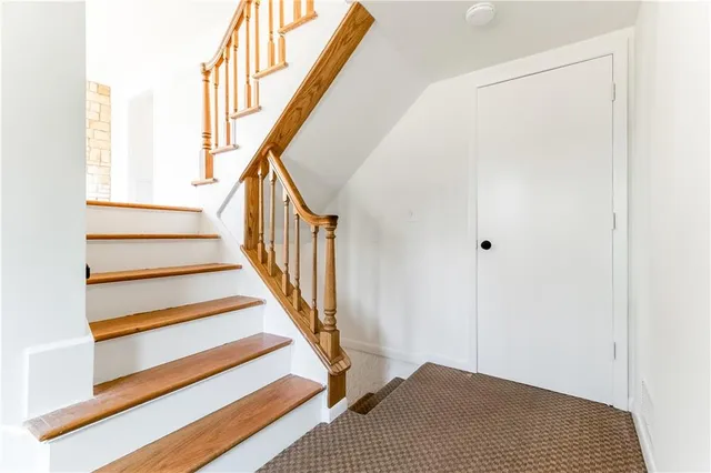 $230,000 | 7525 North Virginia Avenue, Gladstone, MO 64118