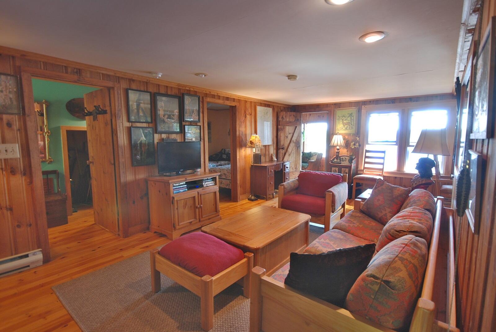 97 Wild Acres Road Raymond, ME 04071 - Photo 10 of 27 int1