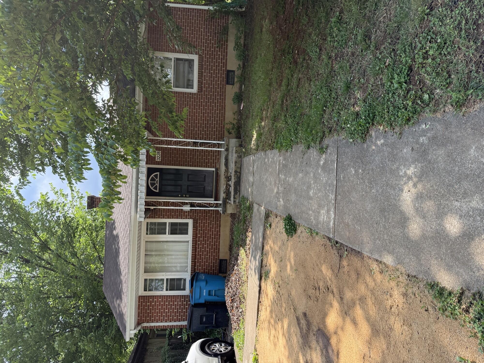 3228 Oliver Road Northeast Roanoke, VA 24012 - Photo 1 of 6 3228 Oliver