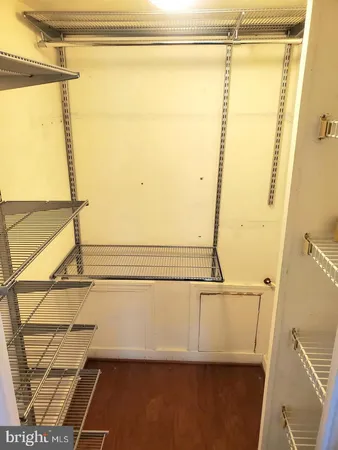 $279,000 | 2707 Arlington Boulevard, Unit 106, Arlington, VA 22201