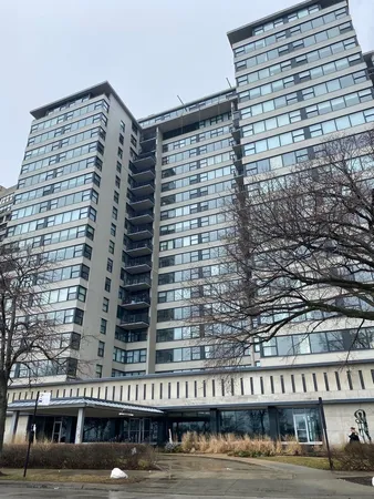 $2,200 | 3440 North Lake Shore Drive, Unit 19E, Chicago, IL 60657