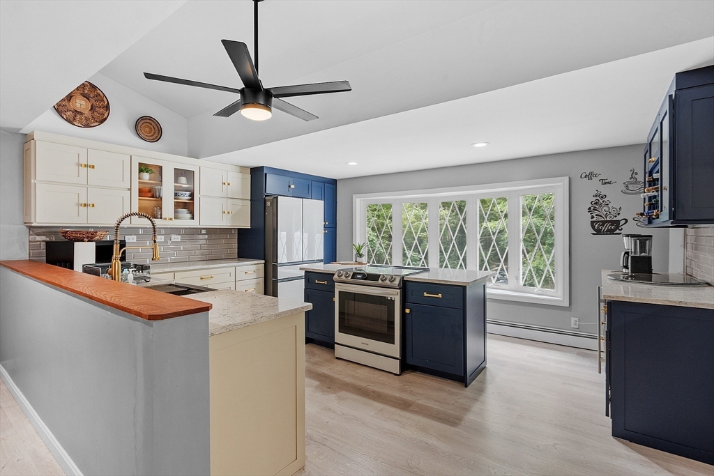 51 Old City Road Townsend, MA 01474 - Photo 4 of 36