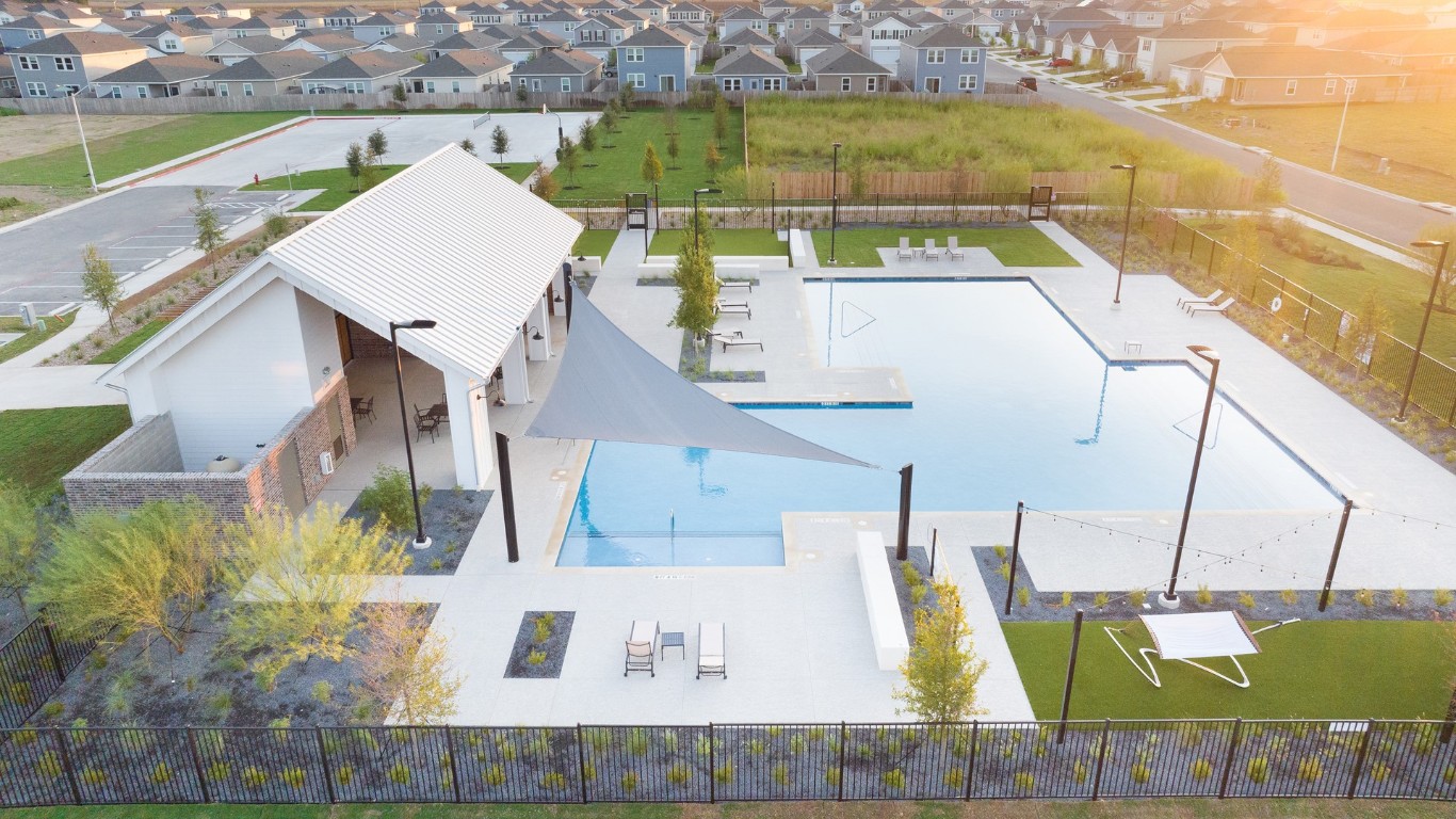 149 Tempest Trail Maxwell, TX 78656 - Photo 2 of 4