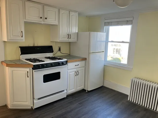 $324,999 | 57 Mt Pleasant Street, Unit 2B, Rockport, MA 01966