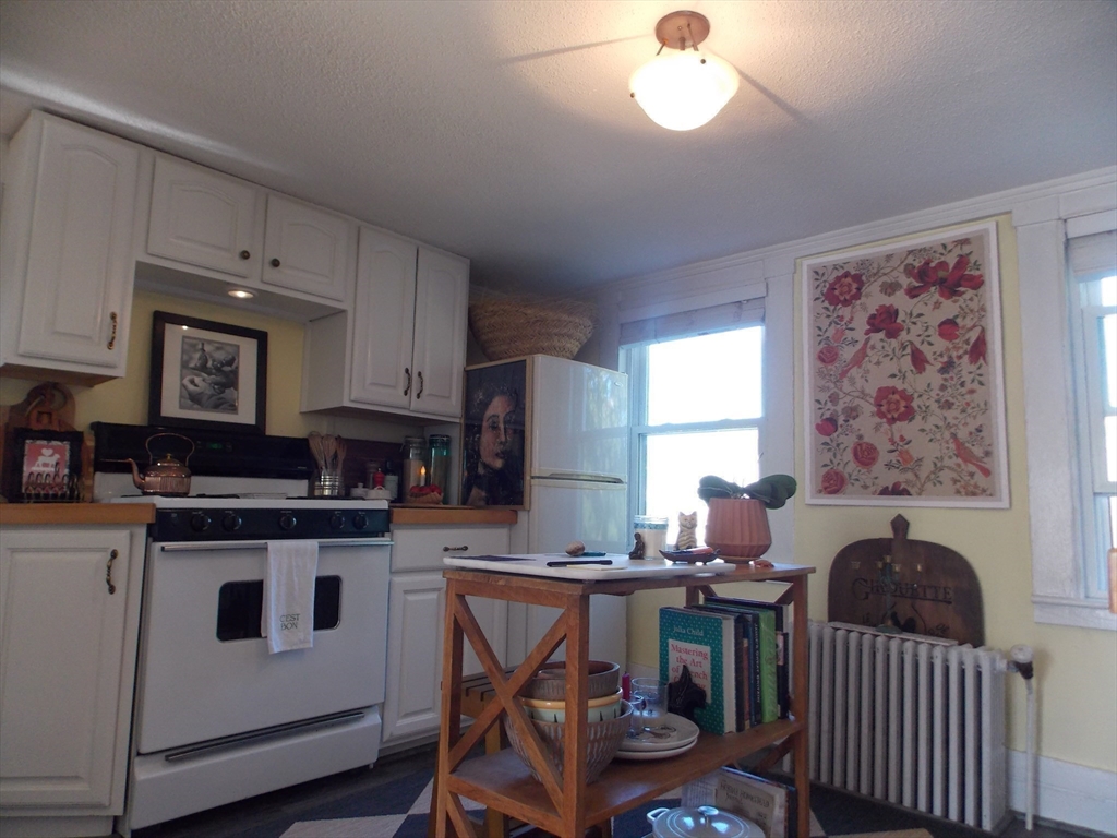 57 Mt Pleasant Street, Unit 2B Rockport, MA 01966 - Photo 10 of 29