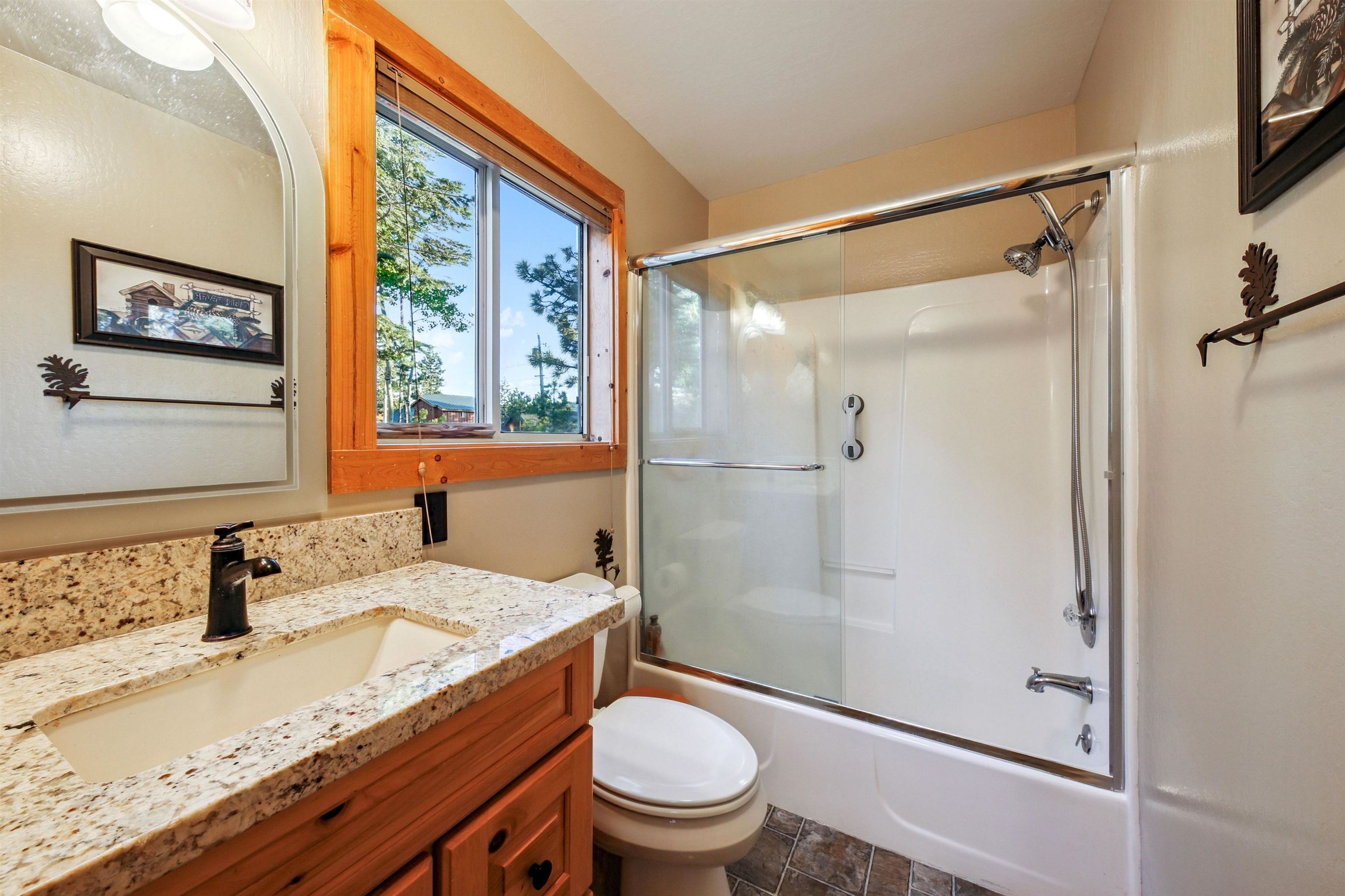 12466 Pinnacle Loop Truckee, CA 96161 - Photo 21 of 28