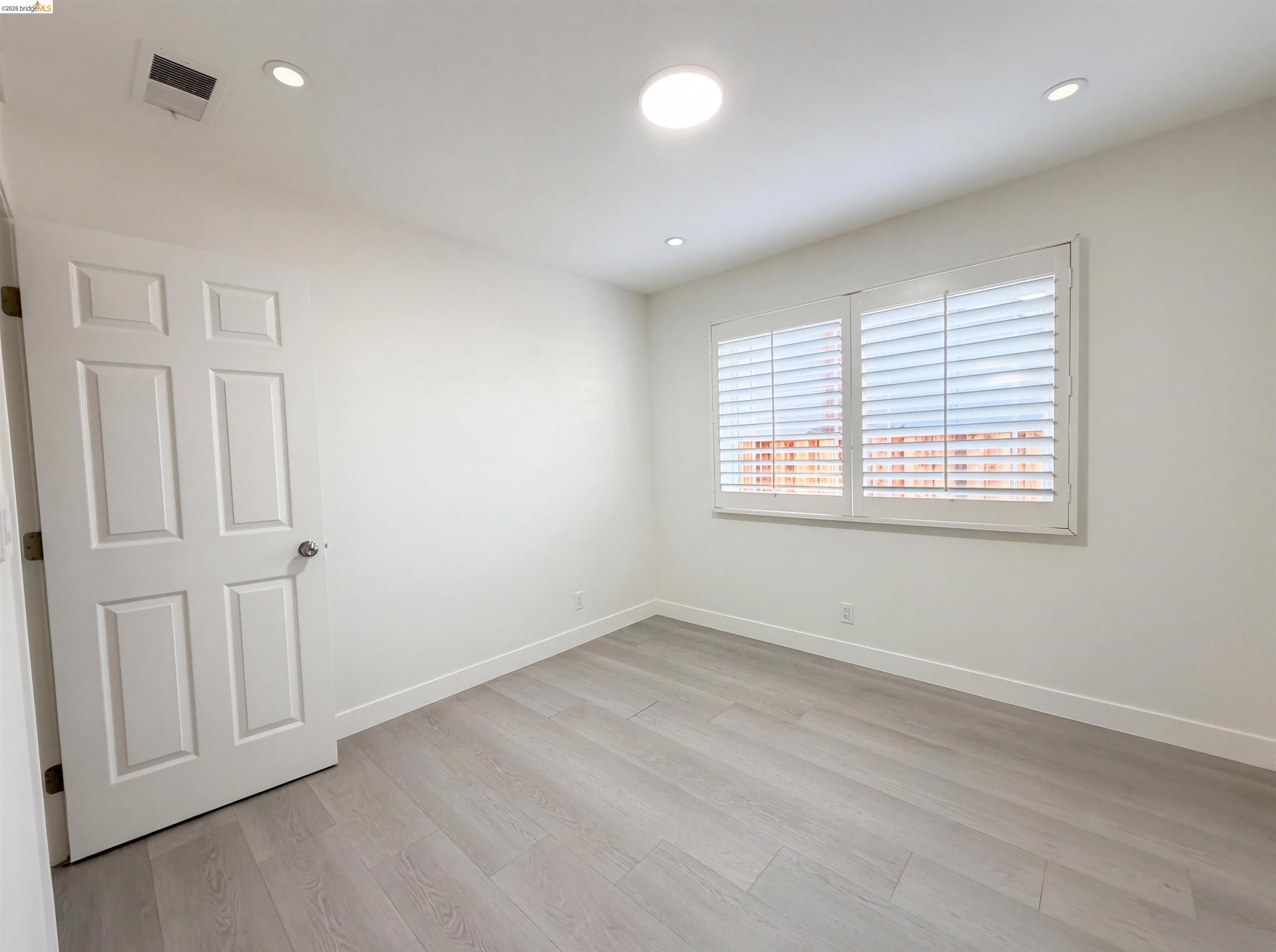 1564 South Wolfe Road Sunnyvale, CA 94087 - Photo 4 of 27