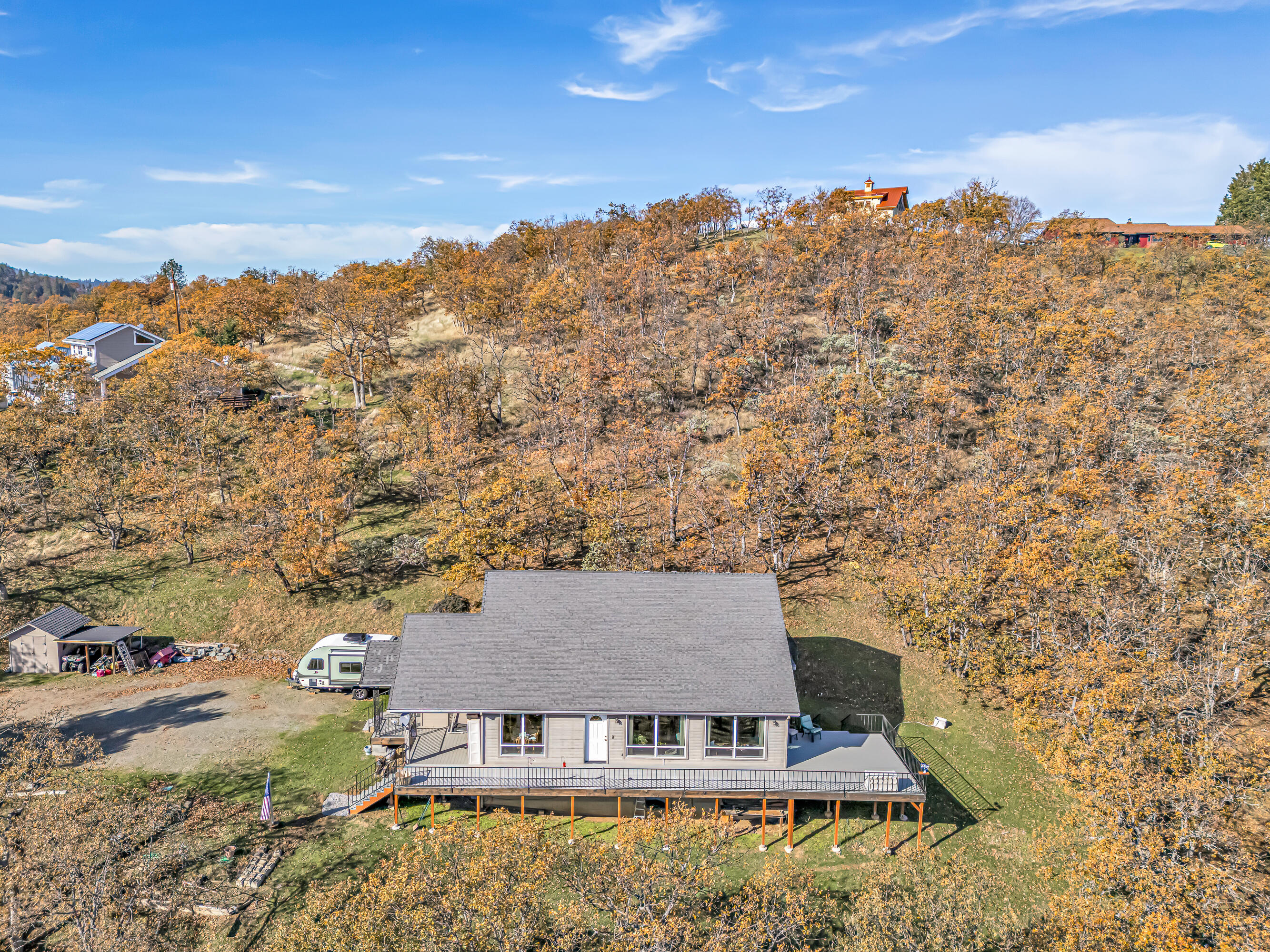 5977 Dark Hollow Road Medford, OR 97501 - Photo 35 of 38 DJI_20251110115450_0016_D