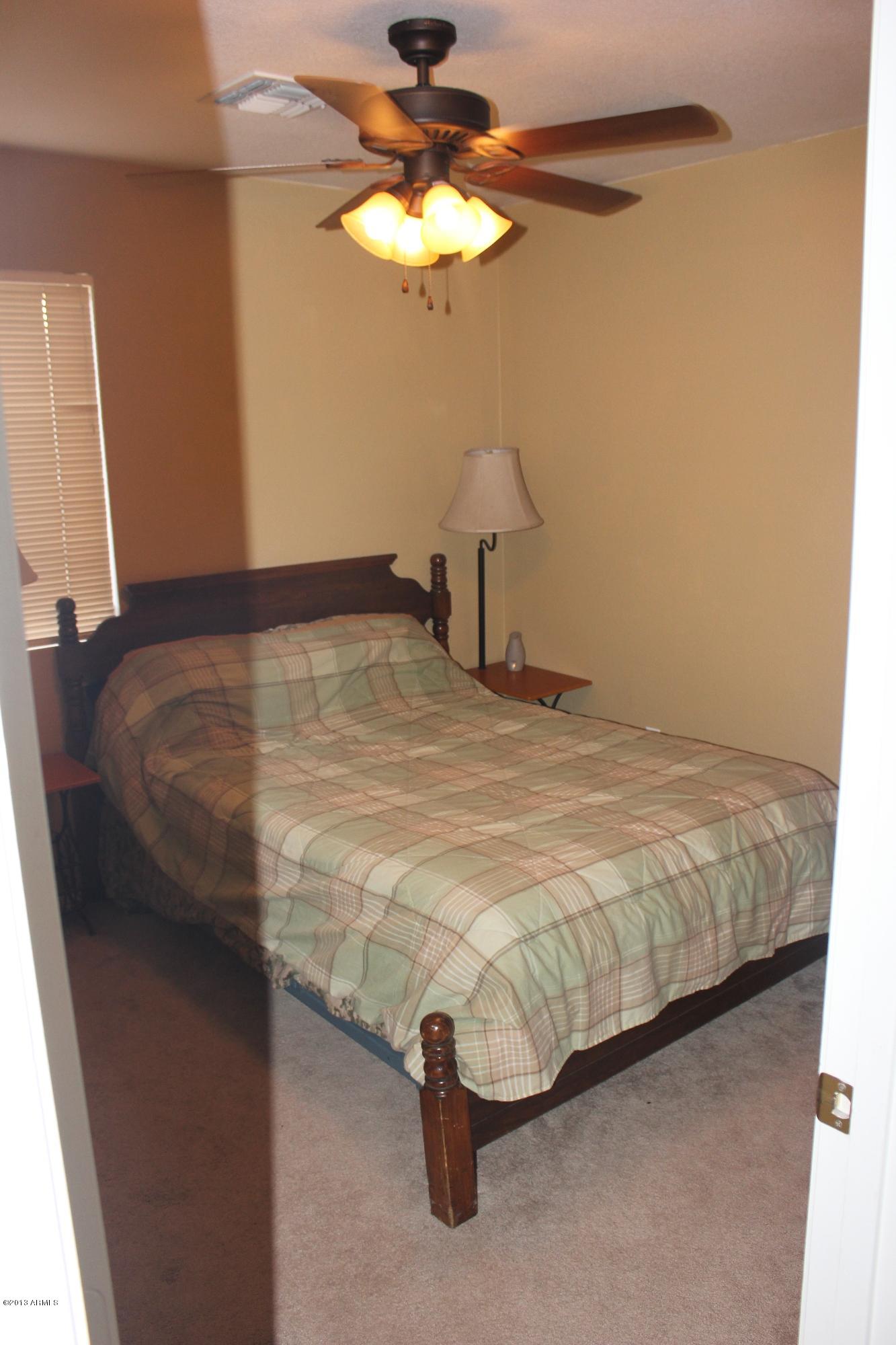 12822 West Hearn Road El Mirage, AZ 85335 - Photo 10 of 20 2013-10-22 16