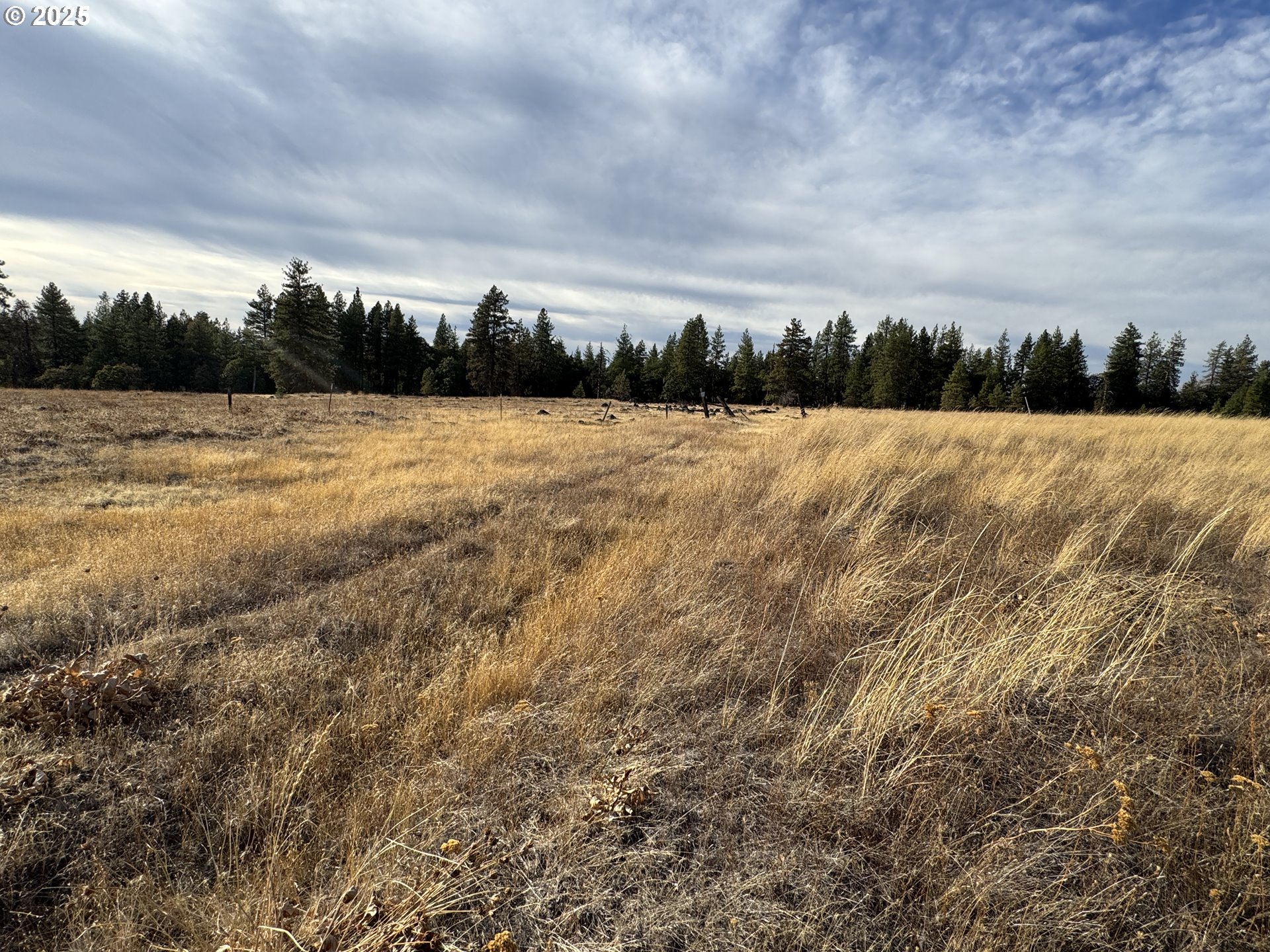 Harris Road Goldendale, WA 98620 - Photo 12 of 26 a view of lake with city view