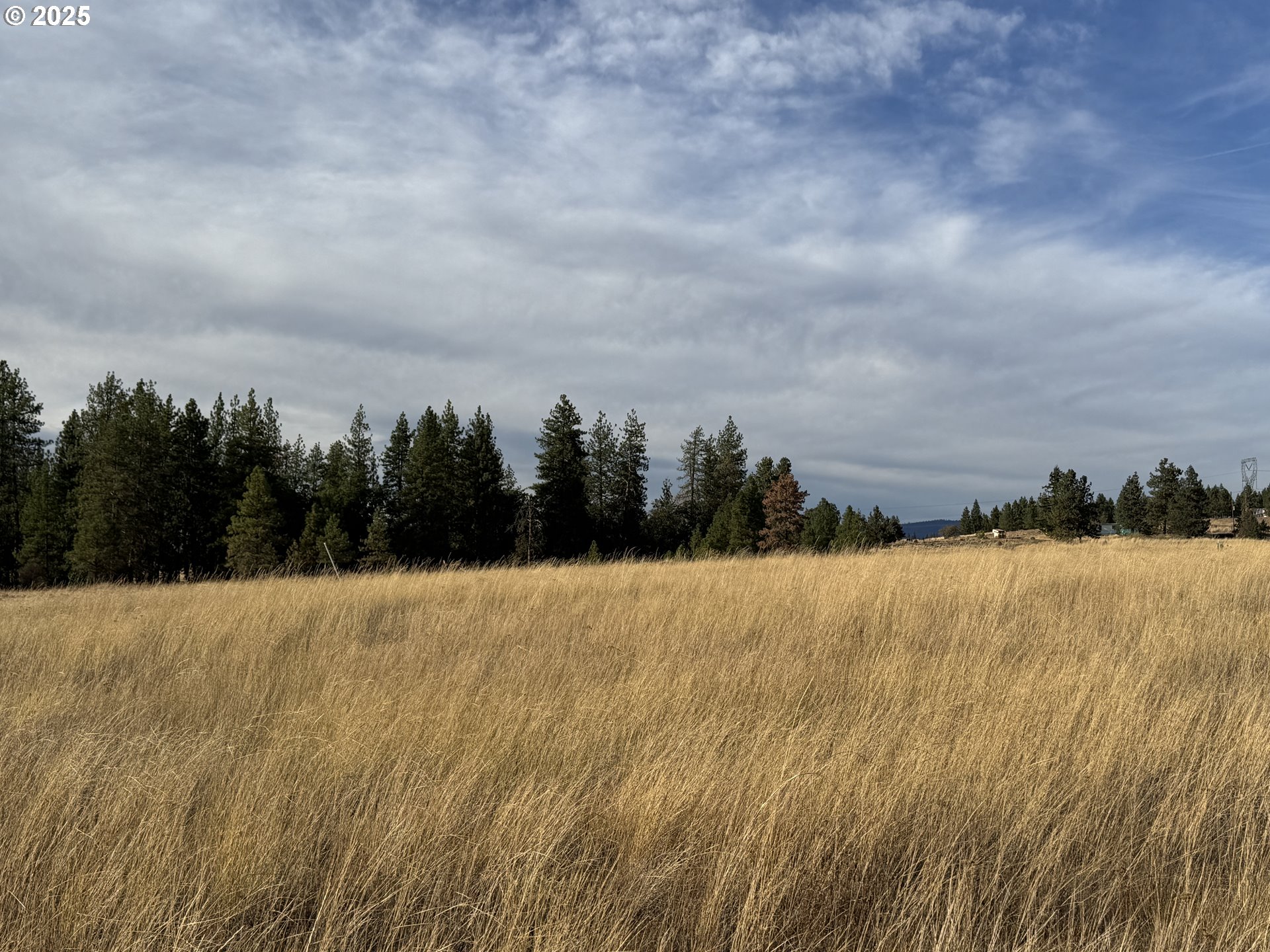 Harris Road Goldendale, WA 98620 - Photo 10 of 26 a view of an ocean and beach