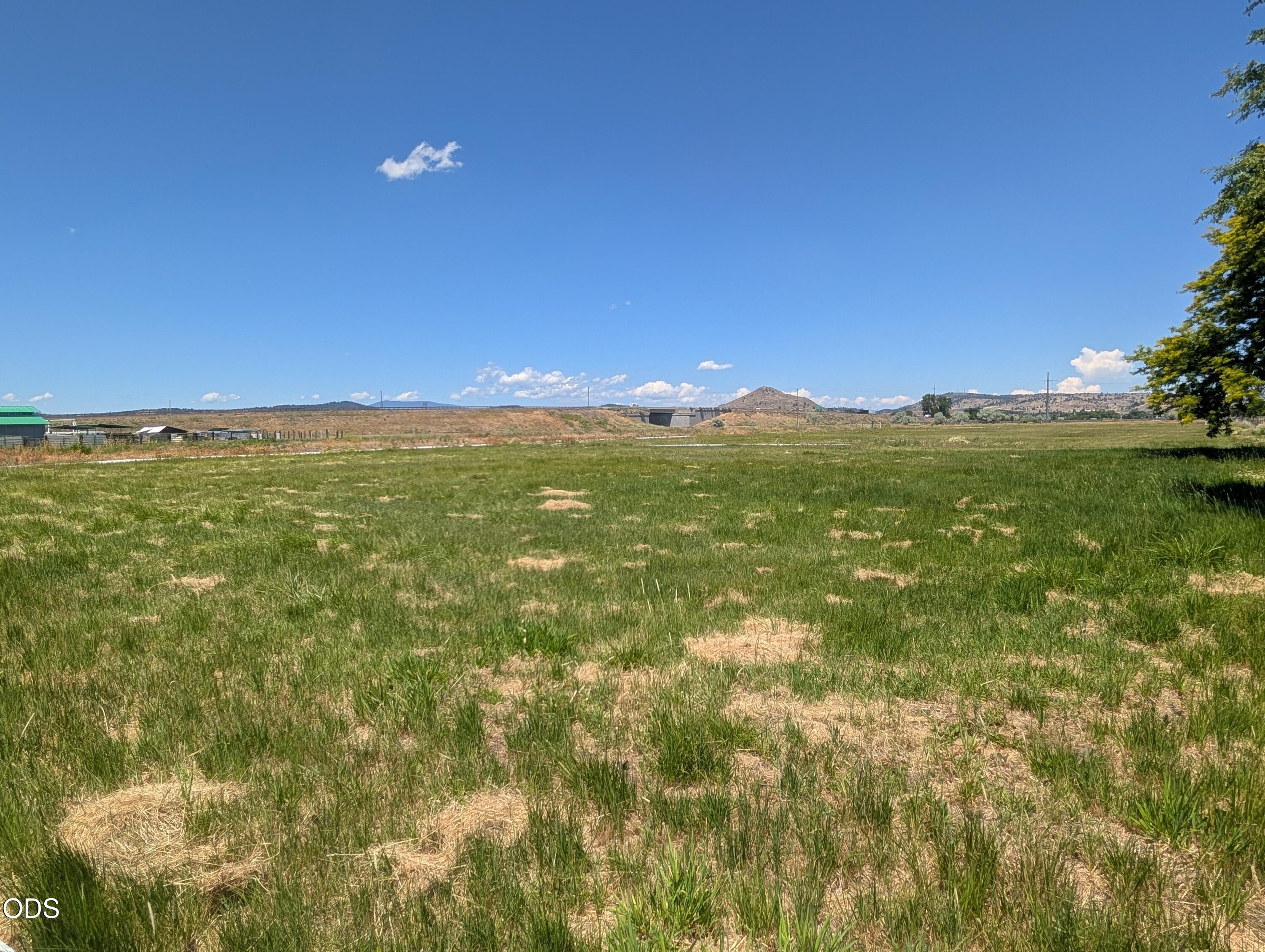 109 Miller Island Road Klamath Falls, OR 97603 - Photo 21 of 49