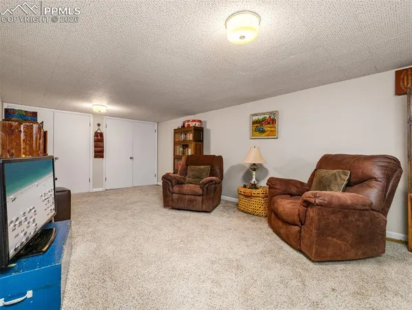 $549,900 | 2932 8th Avenue, Pueblo, CO 81008