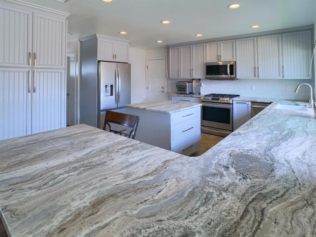 308 La Cresta Heights Road El Cajon, CA 92021 - Photo 8 of 28 Gallery Image 8