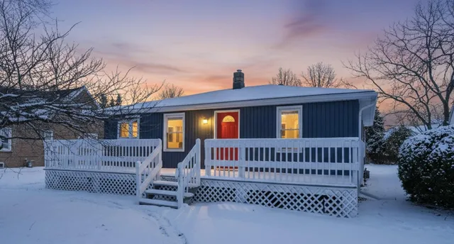 $369,900 | 1401 Meadowbrook Boulevard, Mount Pleasant, WI 53405