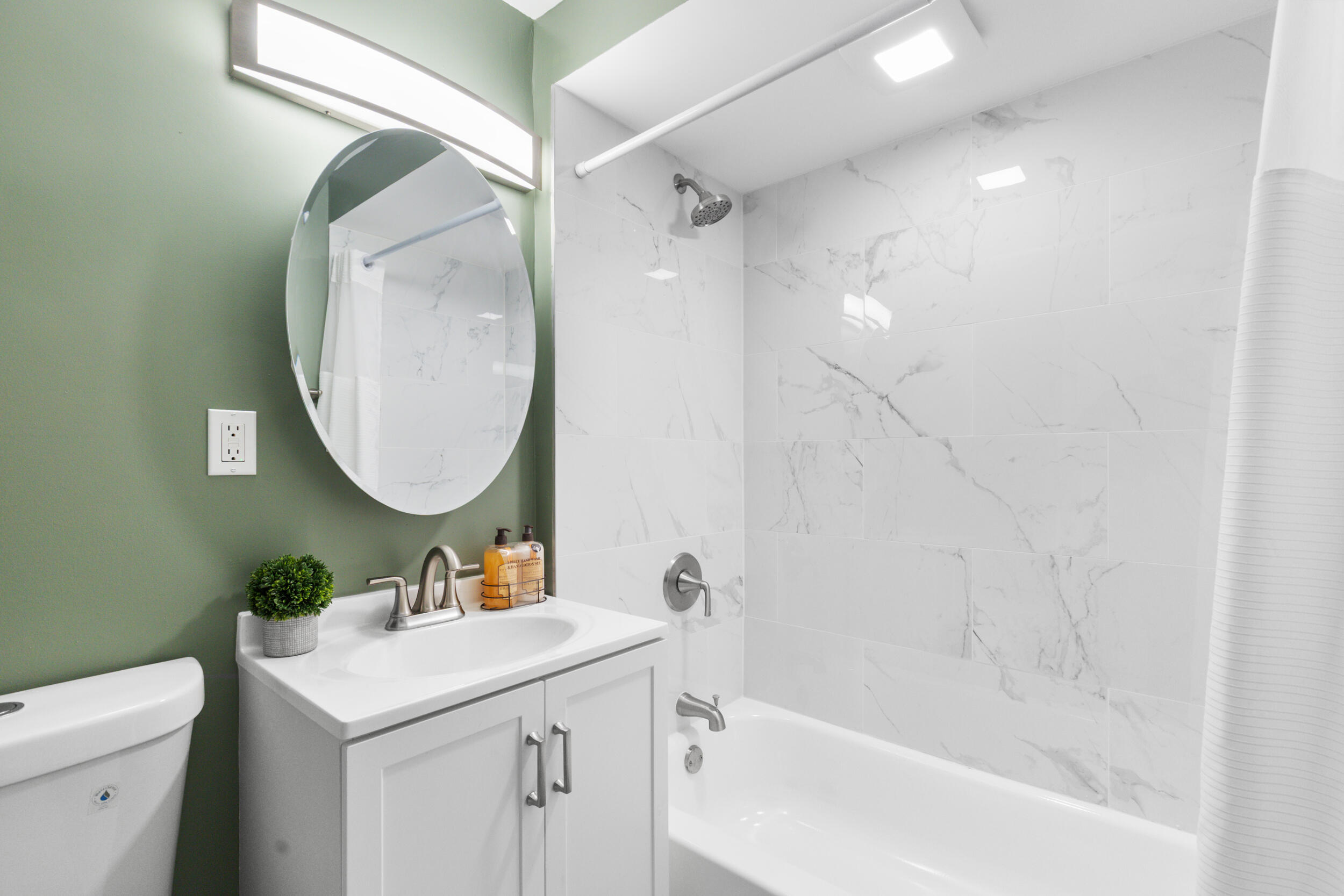 1401 Meadowbrook Boulevard Mount Pleasant, WI 53405 - Photo 16 of 47 photo jan 15 2026, 11 59 43 pm (2)