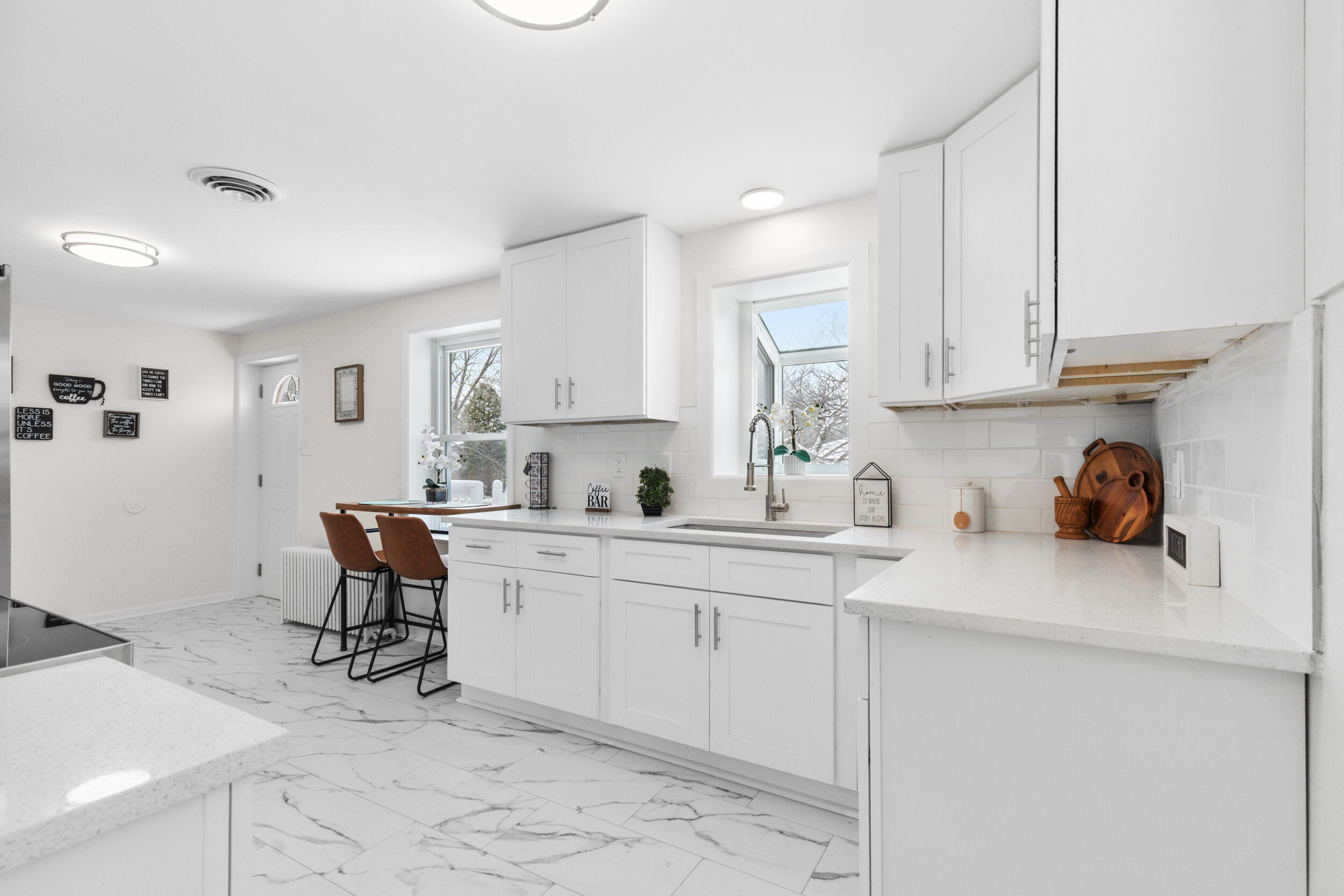 1401 Meadowbrook Boulevard Mount Pleasant, WI 53405 - Photo 2 of 47 photo jan 16 2026, 12 09 06 am