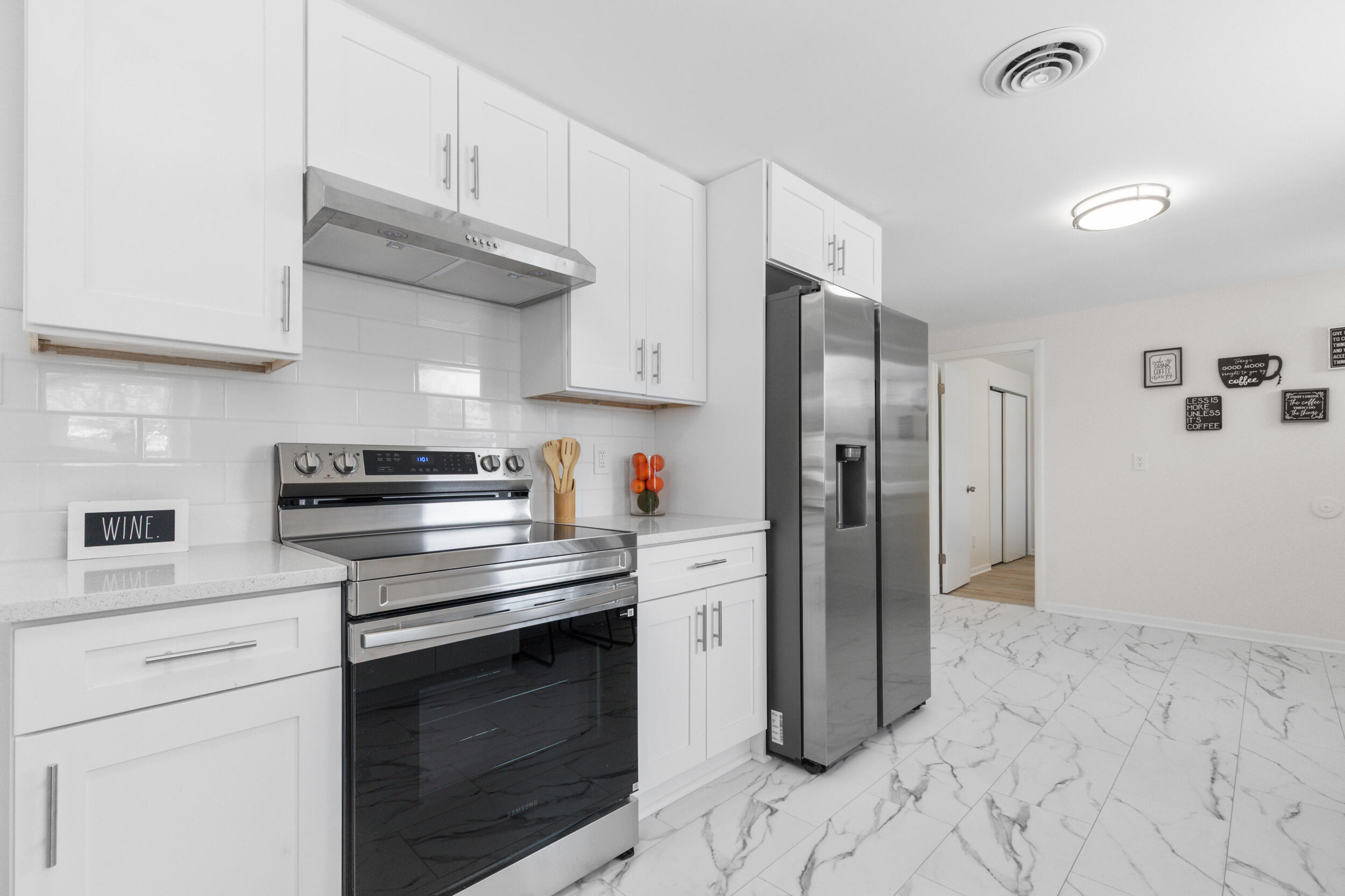 1401 Meadowbrook Boulevard Mount Pleasant, WI 53405 - Photo 3 of 47 photo jan 16 2026, 12 09 51 am (2)