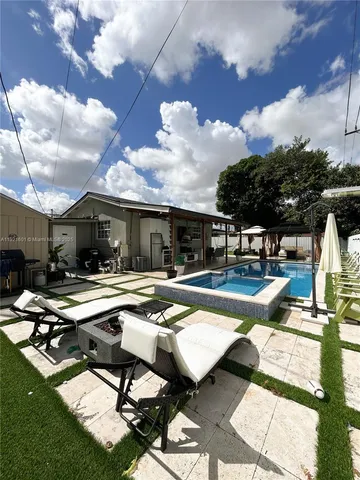 $750,000 | 937 West 48th Street, Hialeah, FL 33012