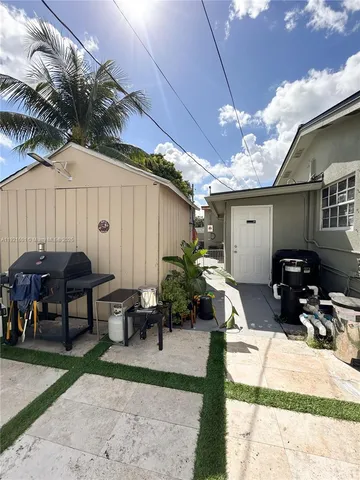 $750,000 | 937 West 48th Street, Hialeah, FL 33012