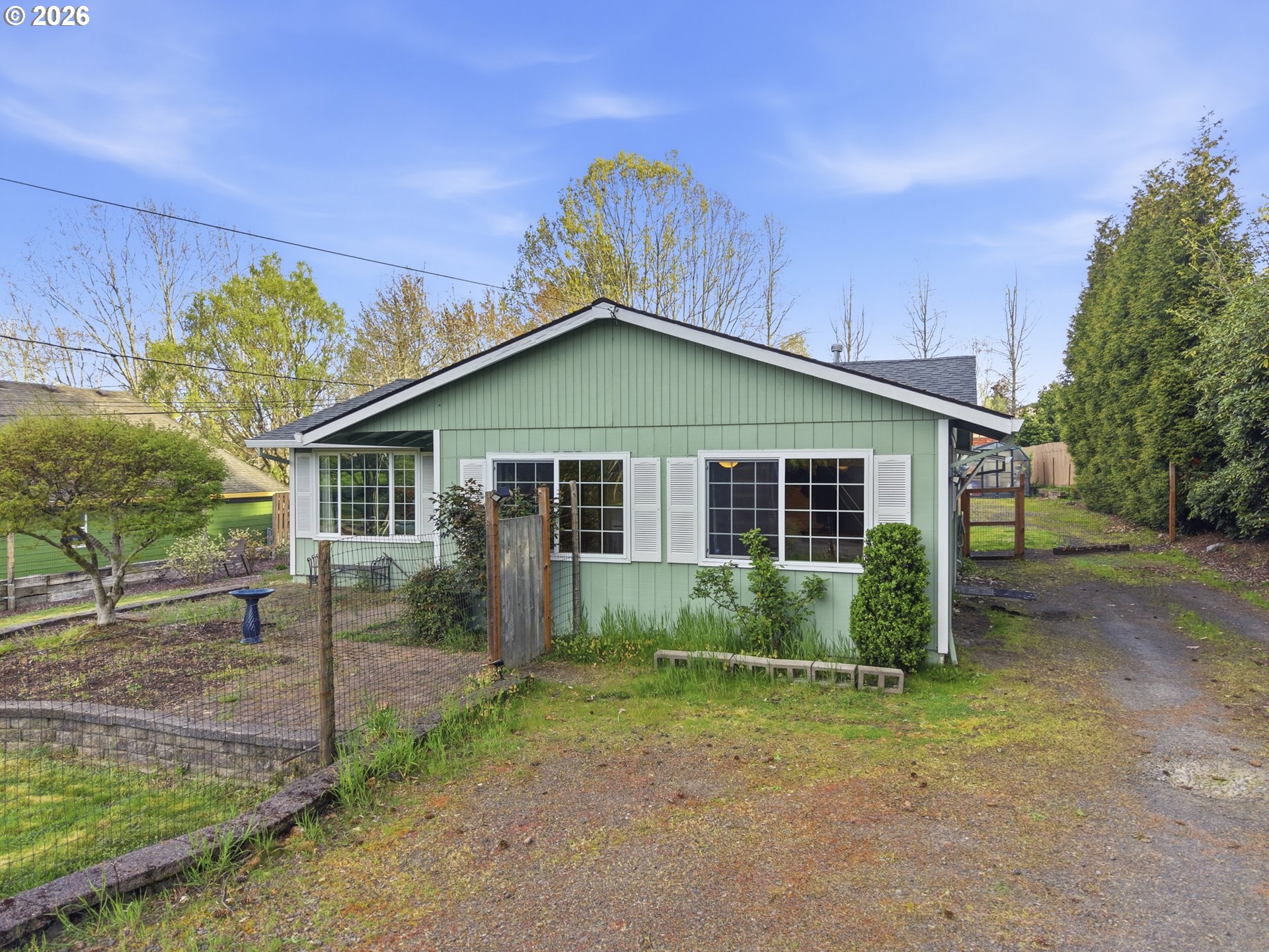 4747 Southeast Chase Road Gresham, OR 97080 - Photo 4 of 38