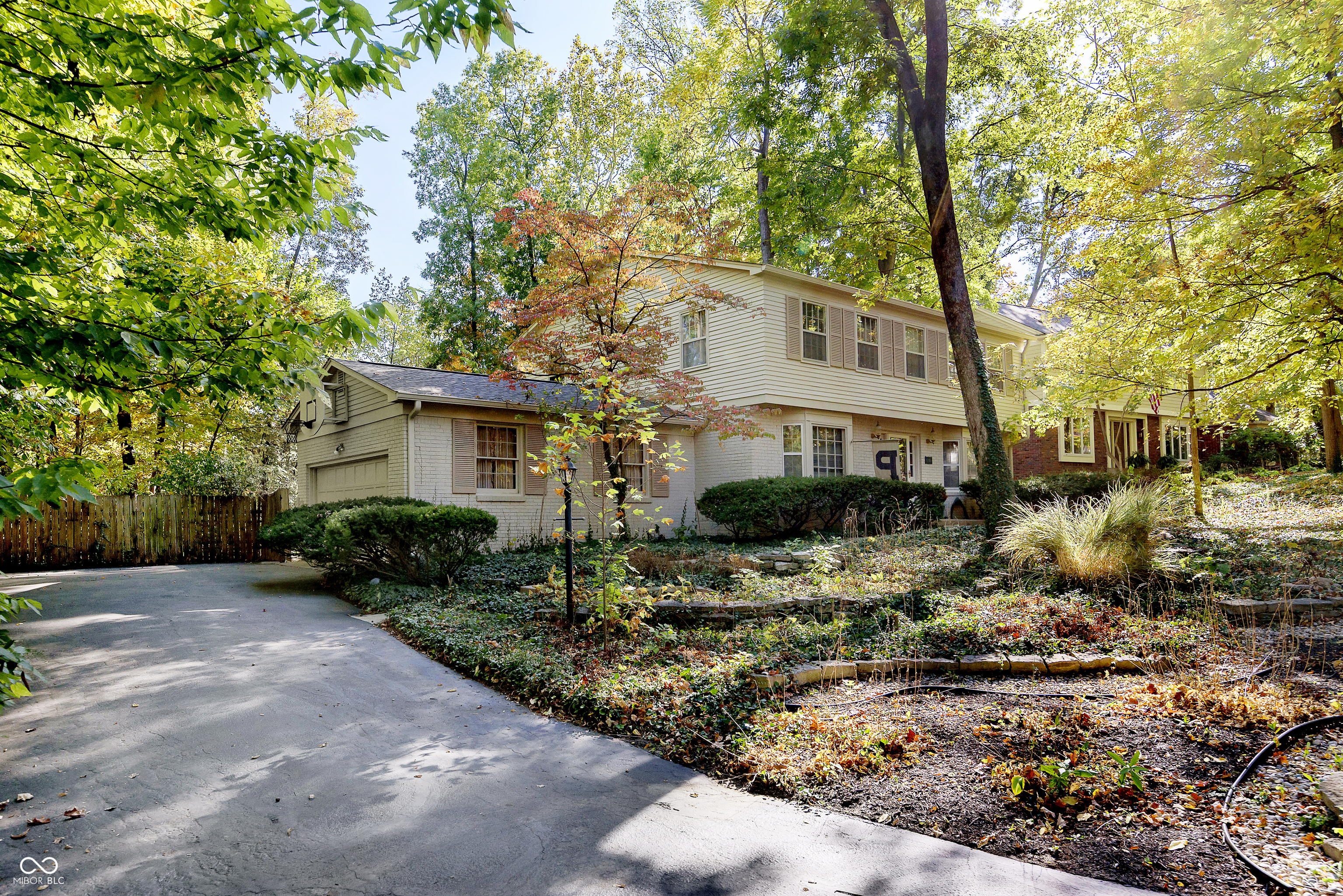 1229 Ridge Road Carmel, IN 46033 - Photo 3 of 46