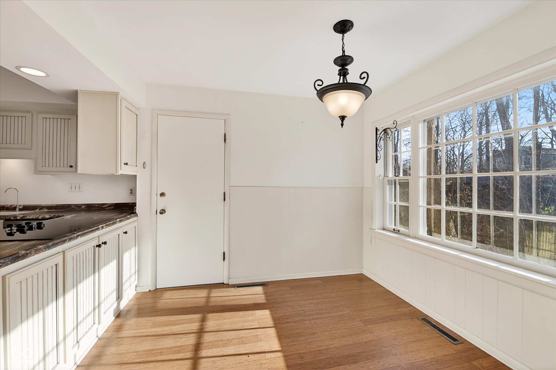 1229 Ridge Road Carmel, IN 46033 - Photo 9 of 46