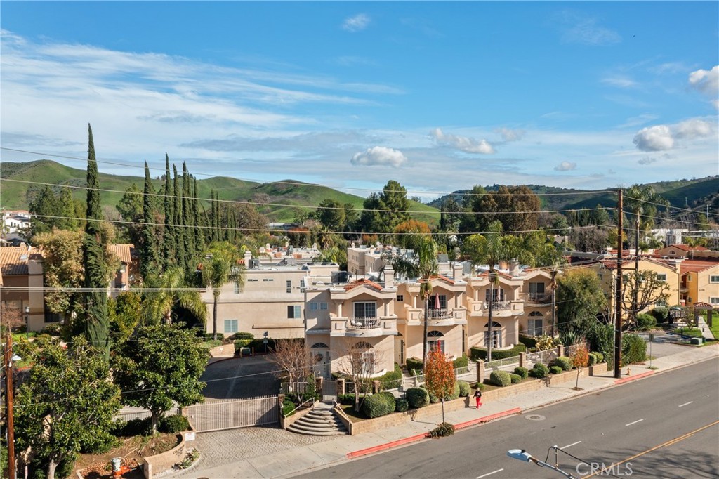 5340 Las Virgenes Road, Unit 11 Calabasas, CA 91302 - Photo 37 of 40
