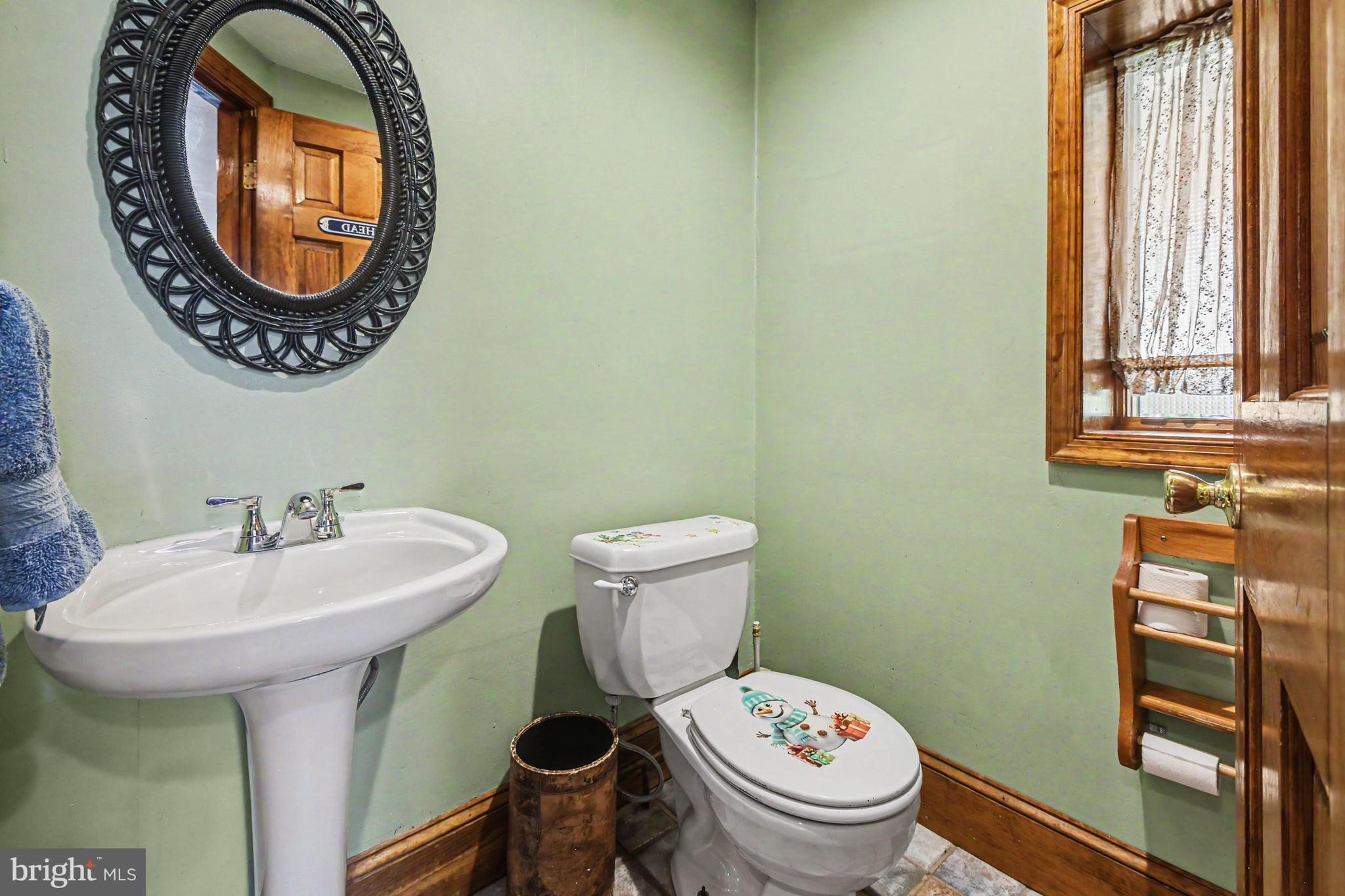 102 Redford Road Oreland, PA 19075 - Photo 16 of 43