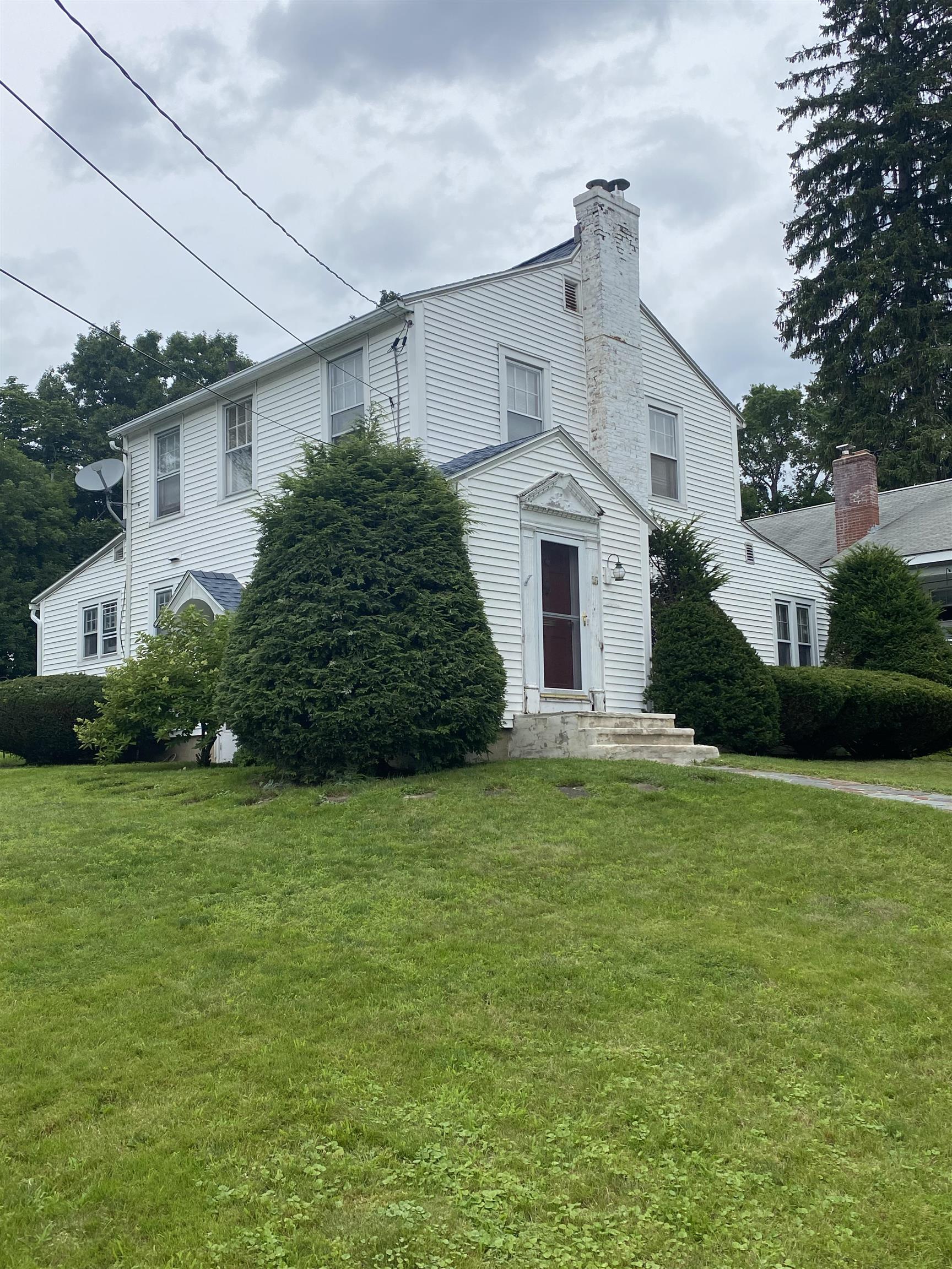 9 Howard Avenue Rutland, VT 05701 - Photo 1 of 37