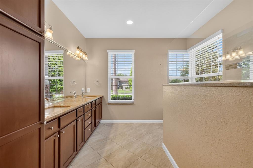 9455 Southwest 71st Loop Ocala, FL 34481 - Photo 8 of 37