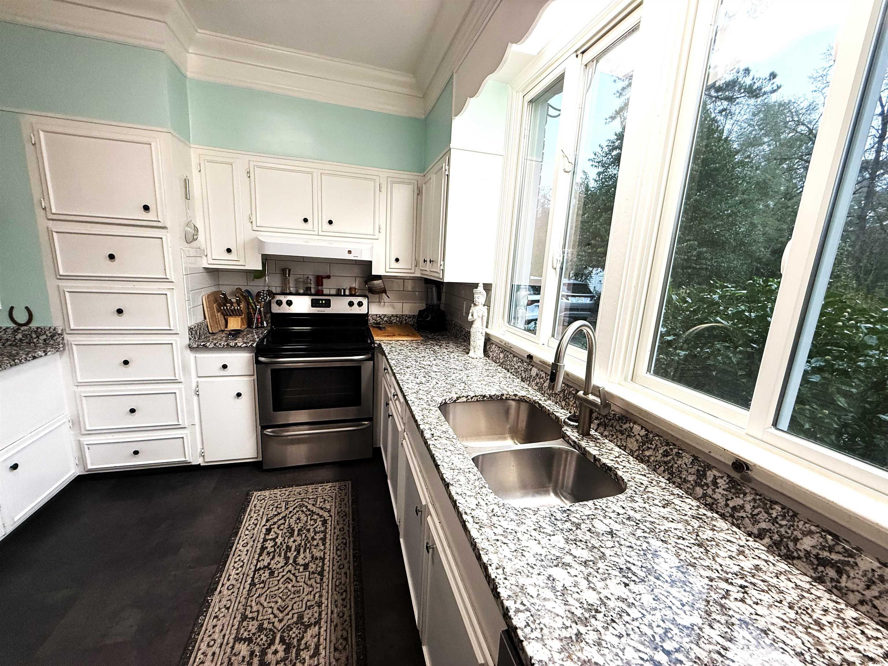 220 Brantley Street Lake City, SC 29560 - Photo 12 of 40