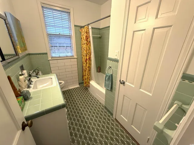 $323,000 | 220 Brantley Street, Lake City, SC 29560