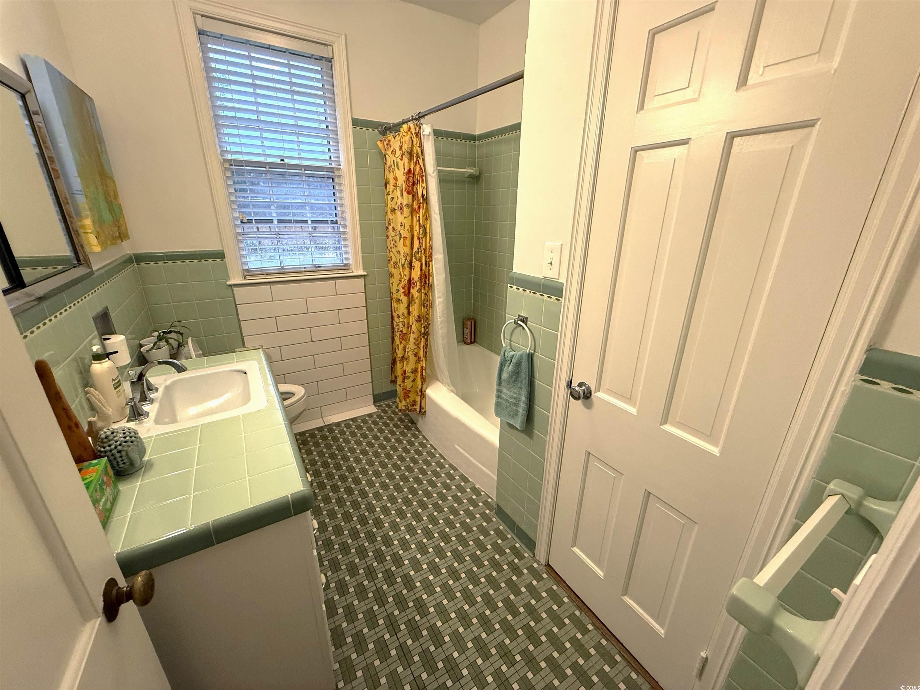 220 Brantley Street Lake City, SC 29560 - Photo 28 of 40