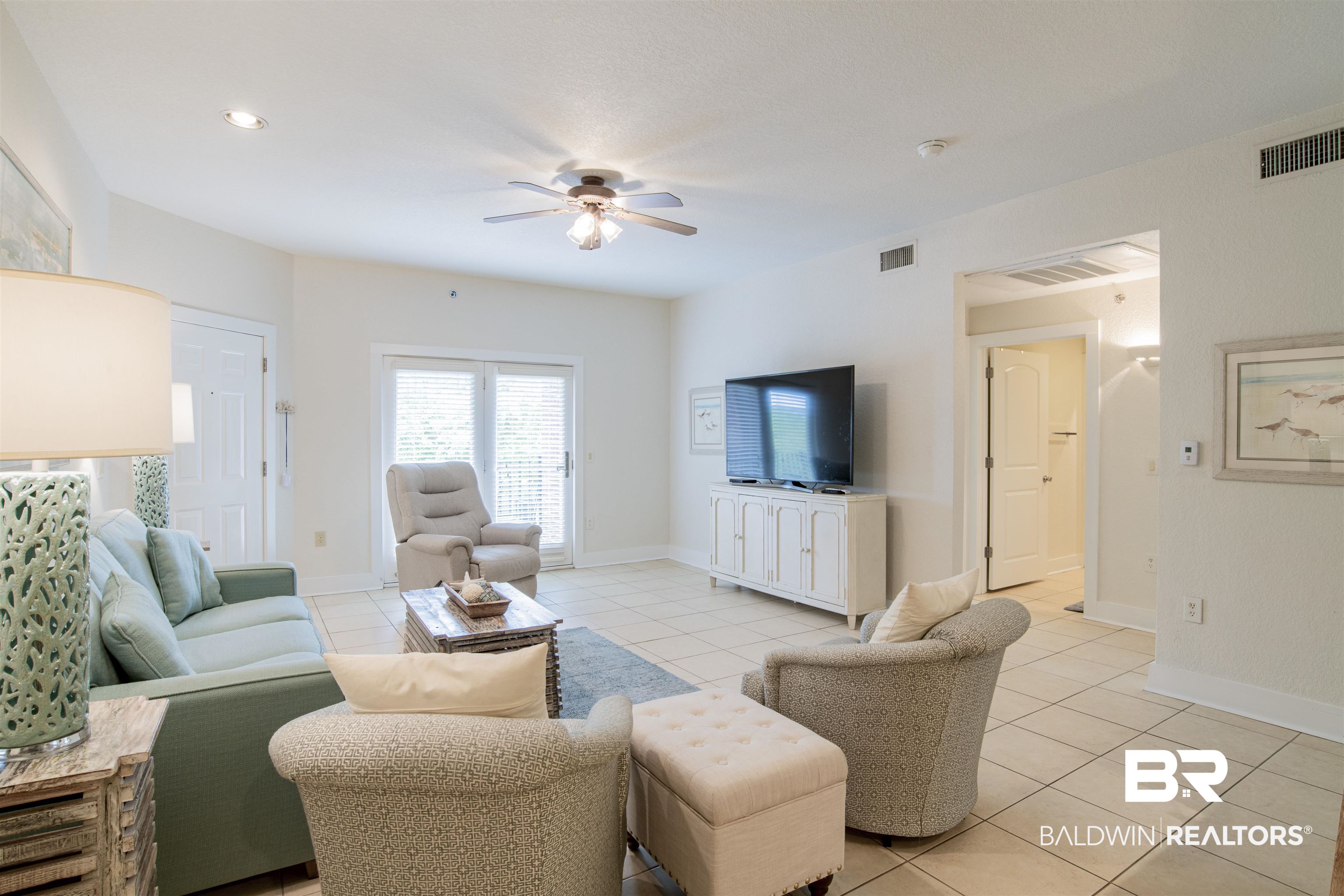 20050 Oak Road East, Unit 204 Gulf Shores, AL 36542 - Photo 8 of 34