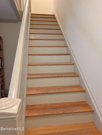 $385,000 | 41 Arnold Street, Unit 1, Williamstown, MA 01267