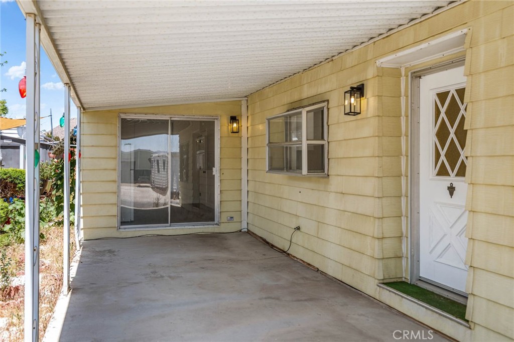 20683 Waalew Road, Unit B163 Apple Valley, CA 92307 - Photo 4 of 32