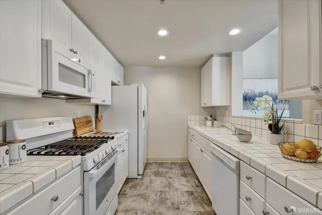 $629,000 | 163 Stoneridge Lane, San Francisco, CA 94134