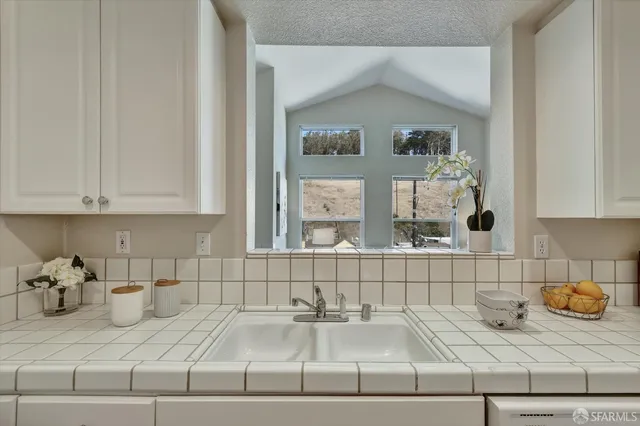 $629,000 | 163 Stoneridge Lane, San Francisco, CA 94134