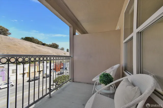 $629,000 | 163 Stoneridge Lane, San Francisco, CA 94134