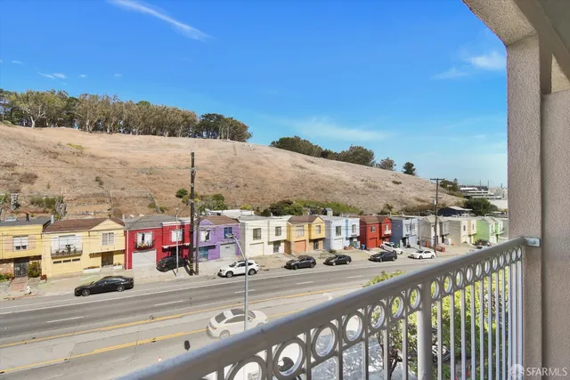 $629,000 | 163 Stoneridge Lane, San Francisco, CA 94134
