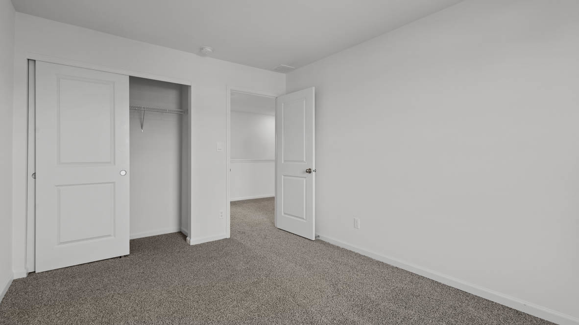 3010 Old Castle Road Joliet, IL 60431 - Photo 35 of 40