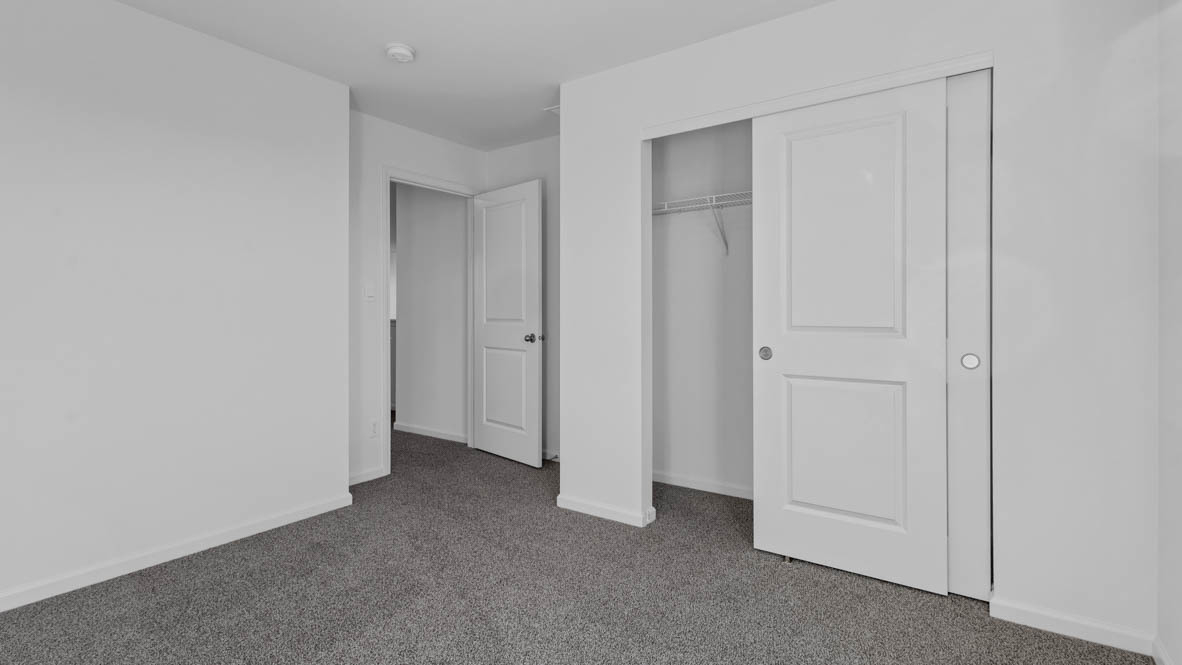 3010 Old Castle Road Joliet, IL 60431 - Photo 36 of 40