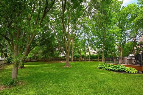 $459,000 | 7929 West 113th Terrace, Overland Park, KS 66210
