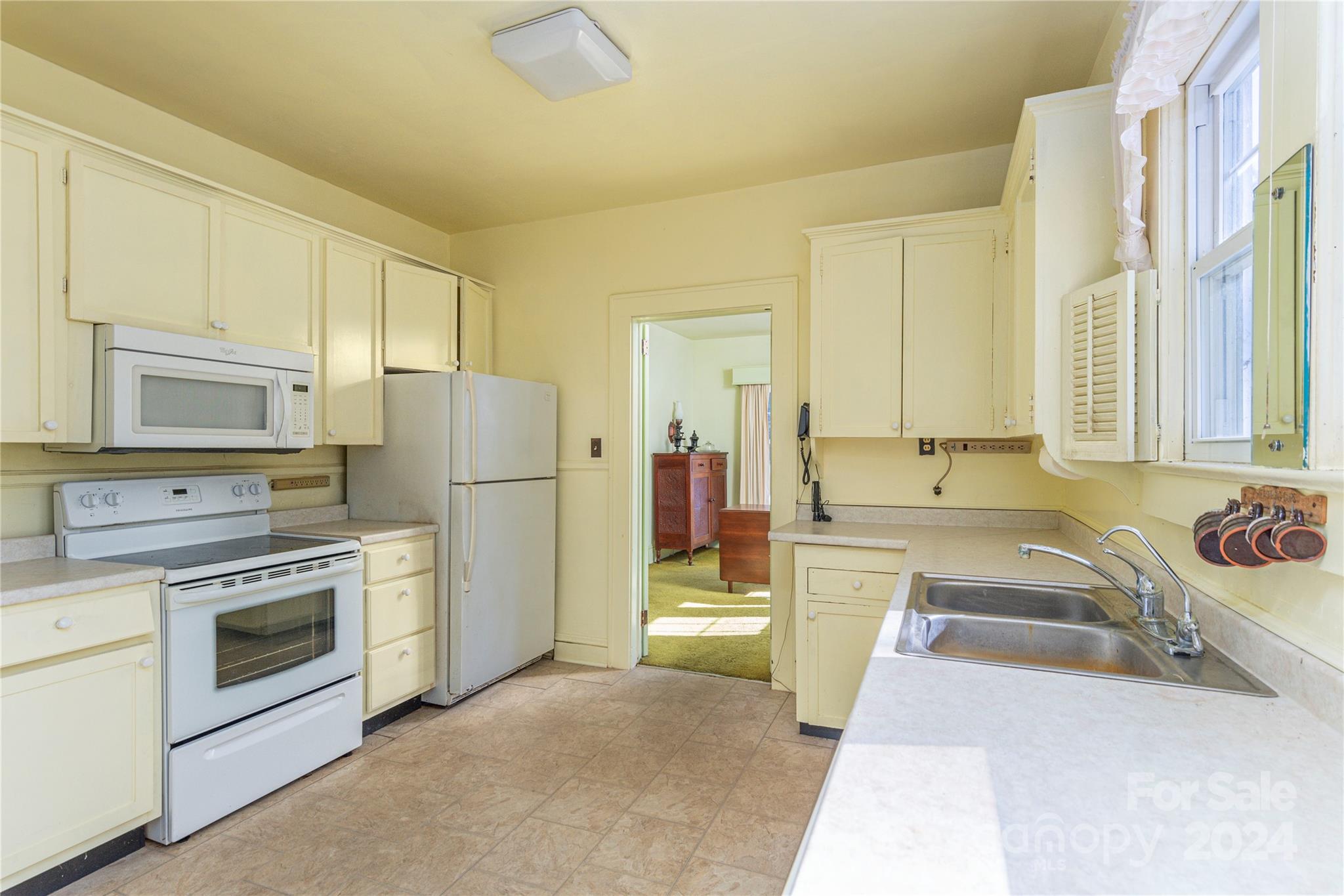 1251 Hayes Run Road Marshall, NC 28753 - Photo 12 of 18 Gallery Image 12